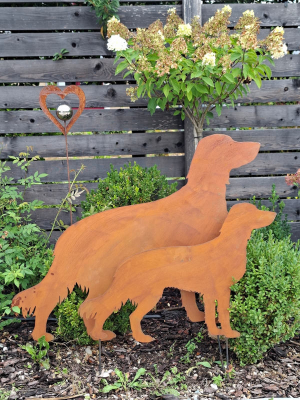 Gartenfigur Jagdhund in Rostoptik